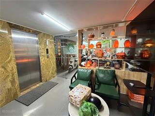 Nhà đẹp lô góc pháo đài láng, 62m 6 tầng, thang máy xịn, phân lô, vỉa hè, 2 ôtô tránh, nhà đẹp, kd