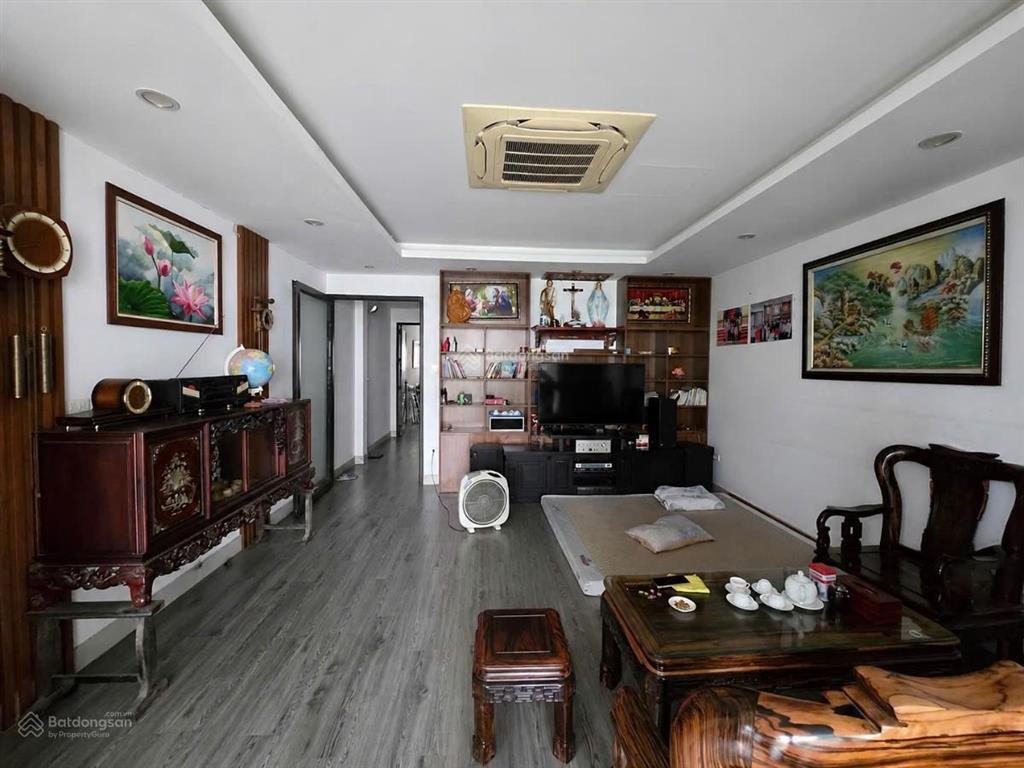 Phân lô trần quốc hoàn, ô tô, gần phố, ở sướng, kinh doanh văn phòng, kinh doanh vp, mt lớn, 64m2