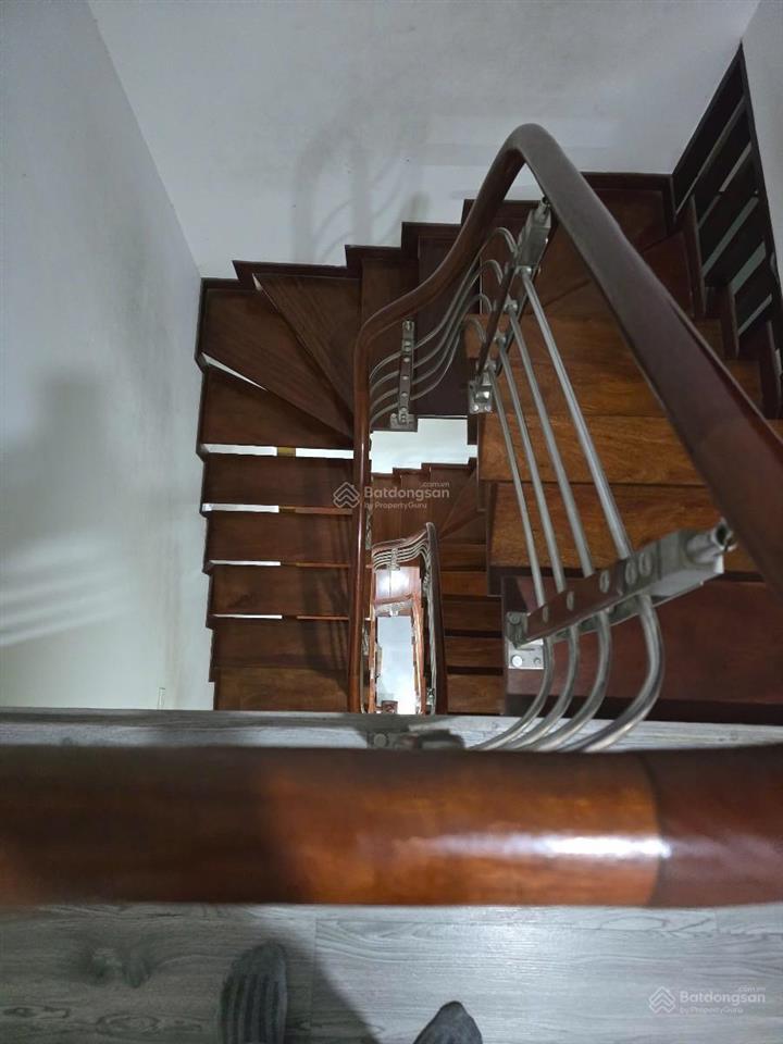 Phân lô trần quốc hoàn, ô tô, gần phố, ở sướng, kinh doanh văn phòng, kinh doanh vp, mt lớn, 64m2