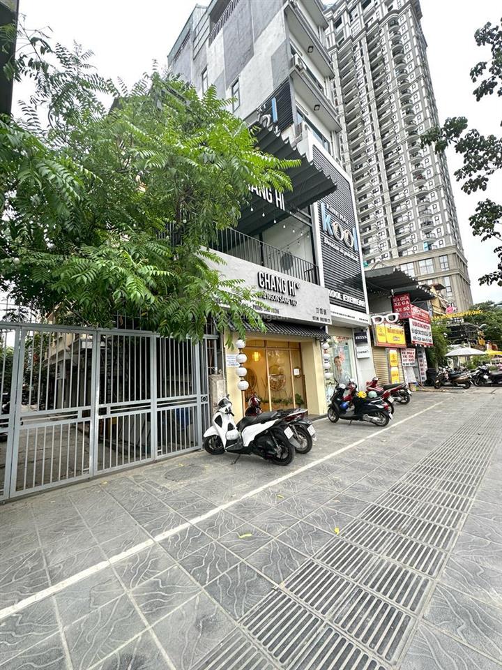 Phân lô chùa láng 58m 4 tầng, vỉa hè, ô tô tránh, thang máy chờ, ở và kinh doanh đẹp
