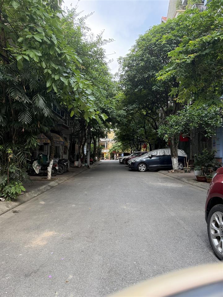 Phân lô mai dịch, 66m 4t, hai mặt thoáng, ô tô 7 chỗ đỗ cửa, dòng tiền ổn định, gần đh thương mại