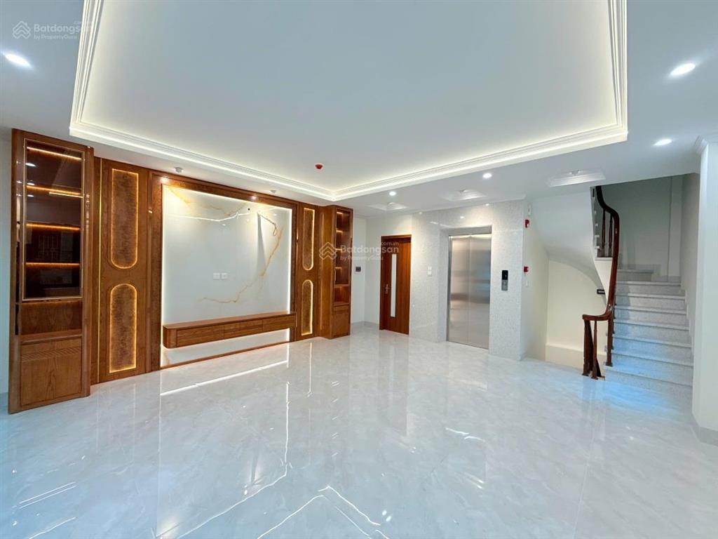 Siêu phẩm cầu giấy, 52m 7t thang máy, lô góc, mặt tiền hoa hậu, ô tô tránh, nhà đẹp, ở và kdoanh