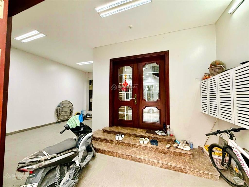 Biệt thự mỹ đình, nguyễn cơ thạch, 112m 5t, mt 12m, vỉa hè hai bên, gara riêng, thang máy chờ