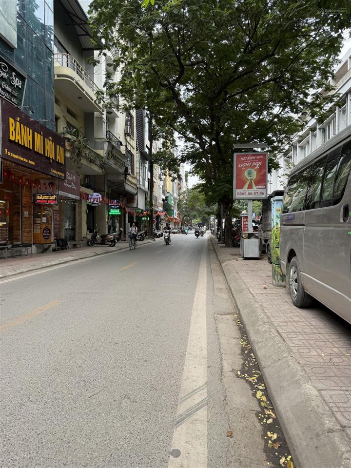 Tài sản đẹp khu liễu giai, 105m x 5 tầng, thang máy, gara 2 ô tô, ngõ thông ô tô, nhà đẹp ở ngay,
