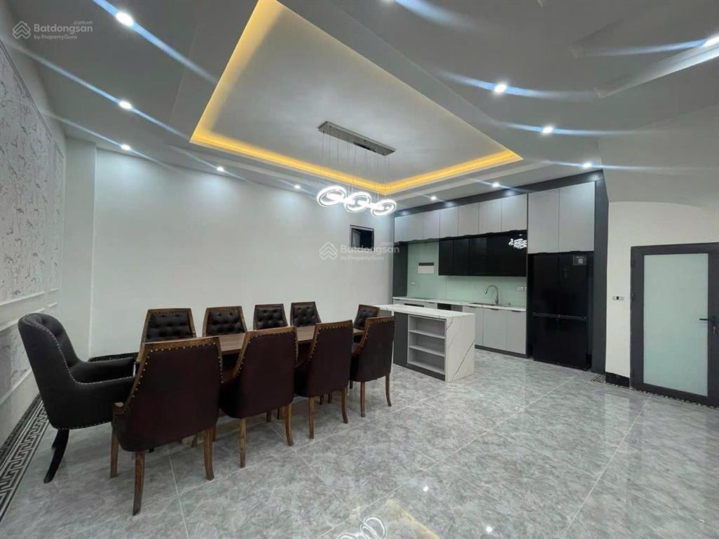 Nhà mới khu nghĩa đô, 56m 5t thang máy, gara ô tô, lô góc thoáng, khu dân trí cao, khai thác tốt