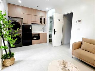 Toà mặt phố nguyễn đình hoàn, bất chấp kinh doanh, vỉa hè lớn, bãi xe gần, dt 5%/năm, pccc chuẩn