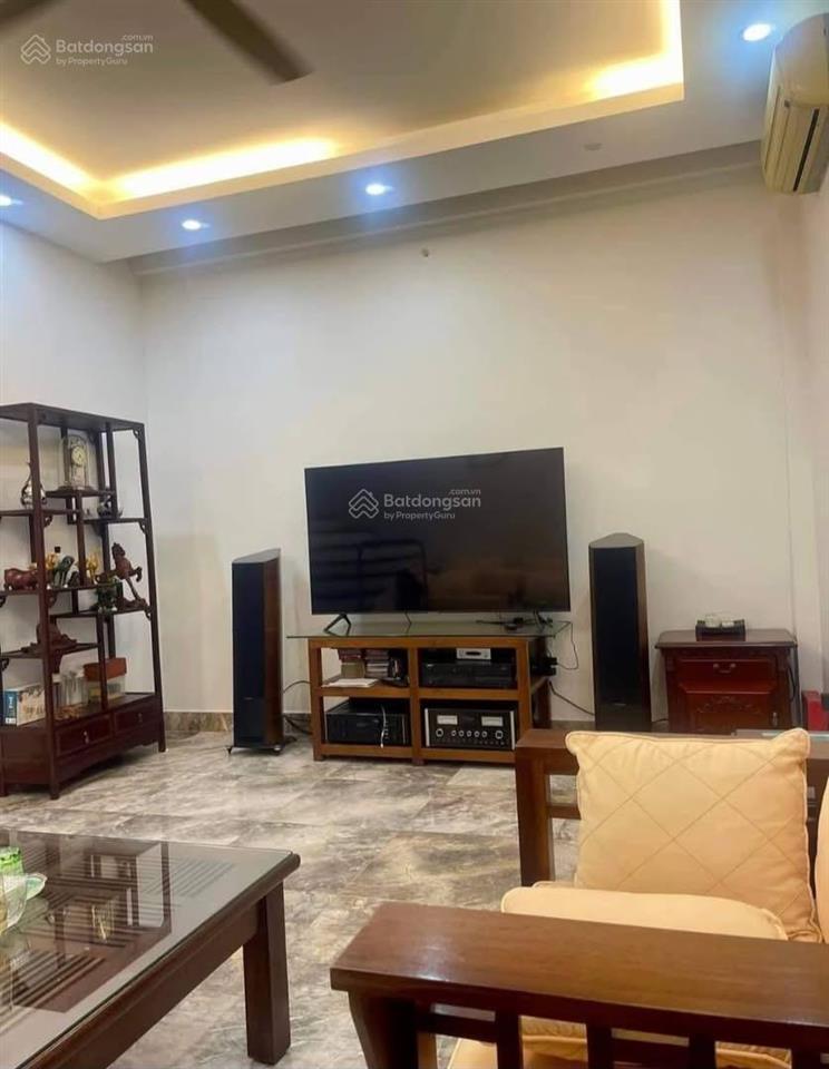 Phân lô hoàng cầu 65m2 x 4t, ngõ thông, gần phố, vị trí đẹp, khu vực hiếm nhà bán