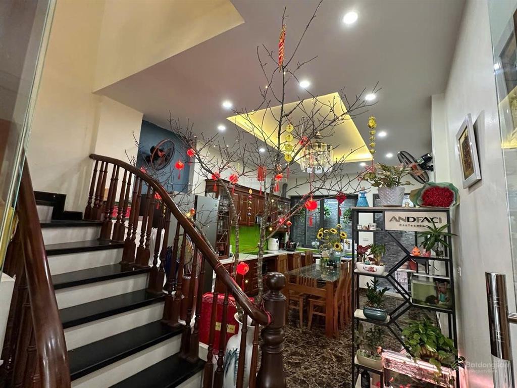 Nhà đẹp yên hòa, 60m 6 tầng, ngõ thông, ô tô tránh, nhà đẹp ở ngay, kết hợp cho thuê hiệu quả