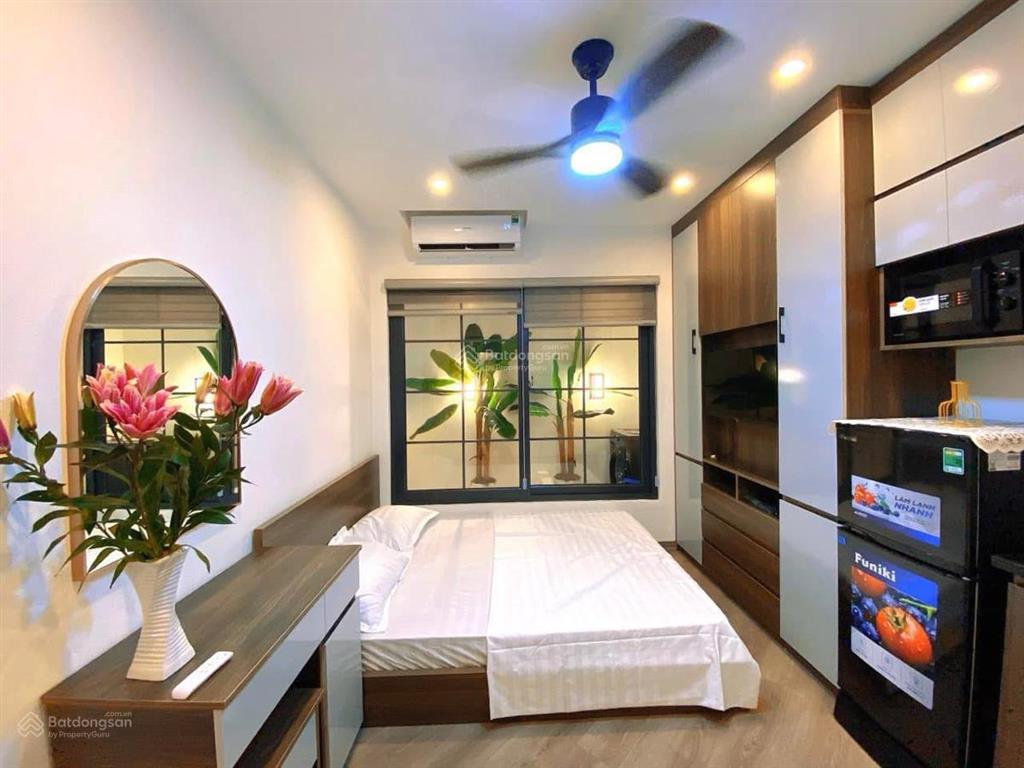 Tòa mặt phố cầu giấy 85m2*9t, thang máy, vỉa hè to, pccc  gpxd chuẩn, có hoàn công, dt ~2,5 tỷ/năm
