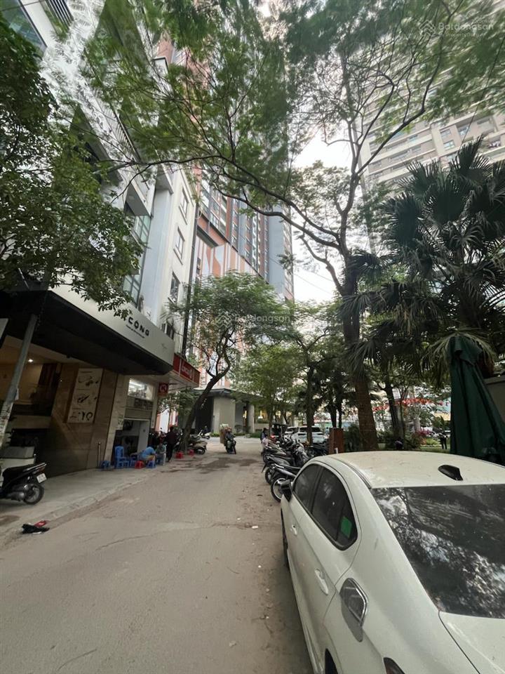 Phân lô lê văn lương 105mx5t, mặt tiền đẹp, thang máy, ngõ ô tô tránh, ở và làm vp rất đẹp