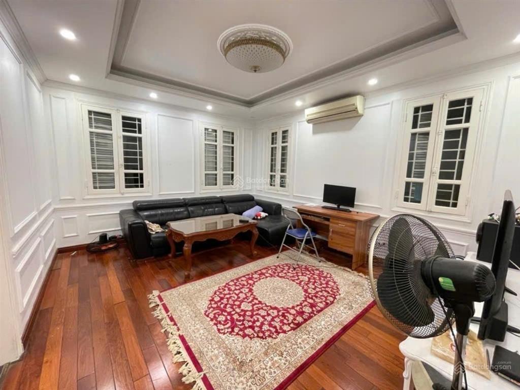 Hàng hiếm phố cầu giấy, lô góc, 65m 5 tầng, ngõ ô tô tránh, chỉ 30m ra mặt phố, kinh doanh đỉnh.