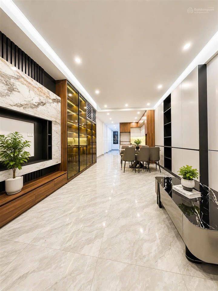 Qh ổn định! phân lô hoàng quốc việt, ngõ thông xe tải tránh, gara ô tô, 2 thoáng, sổ cc, tm, 74m2