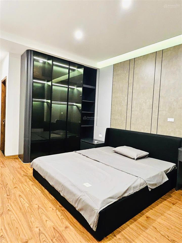 Qh ổn định! phân lô hoàng quốc việt, ngõ thông xe tải tránh, gara ô tô, 2 thoáng, sổ cc, tm, 74m2