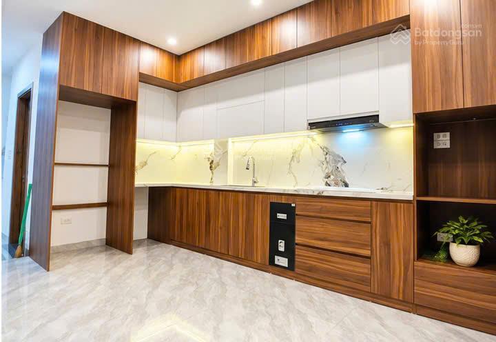 Qh ổn định! phân lô hoàng quốc việt, ngõ thông xe tải tránh, gara ô tô, 2 thoáng, sổ cc, tm, 74m2