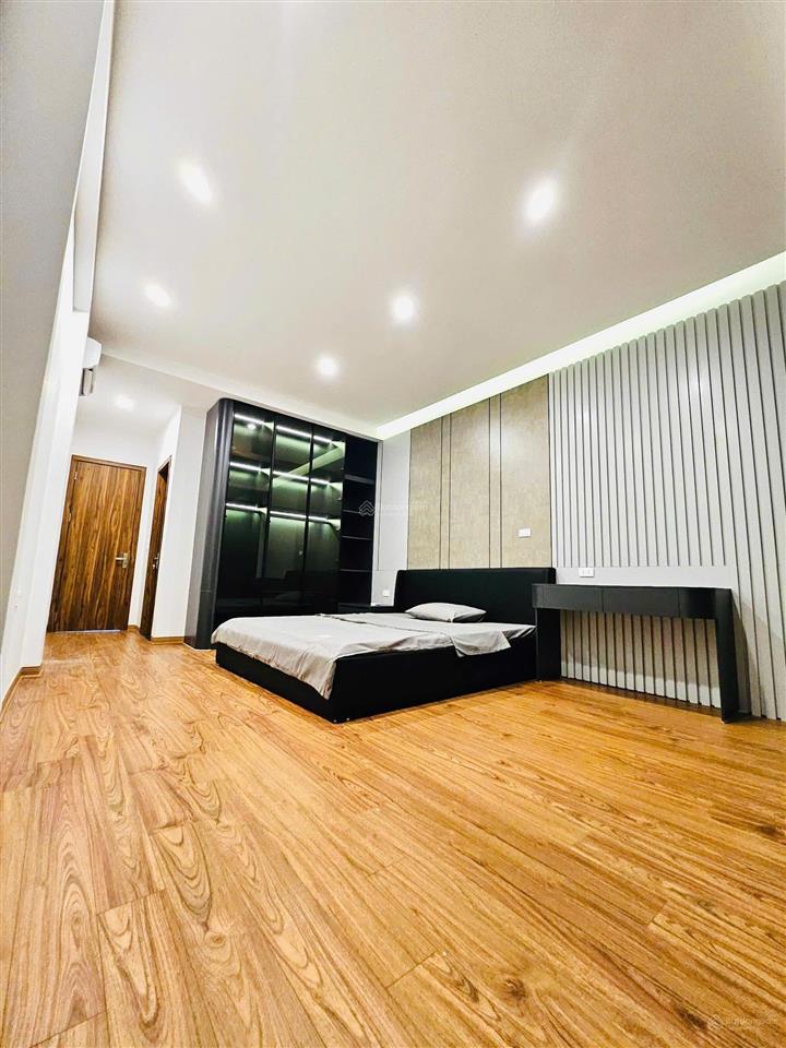 Qh ổn định! phân lô hoàng quốc việt, ngõ thông xe tải tránh, gara ô tô, 2 thoáng, sổ cc, tm, 74m2