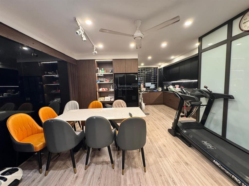 Bán phân lô lưu hữu phước, 70m2, 5 tầng mới đẹp, vỉa hè rộng, ô tô tránh, ở và kinh doanh hiệu quả