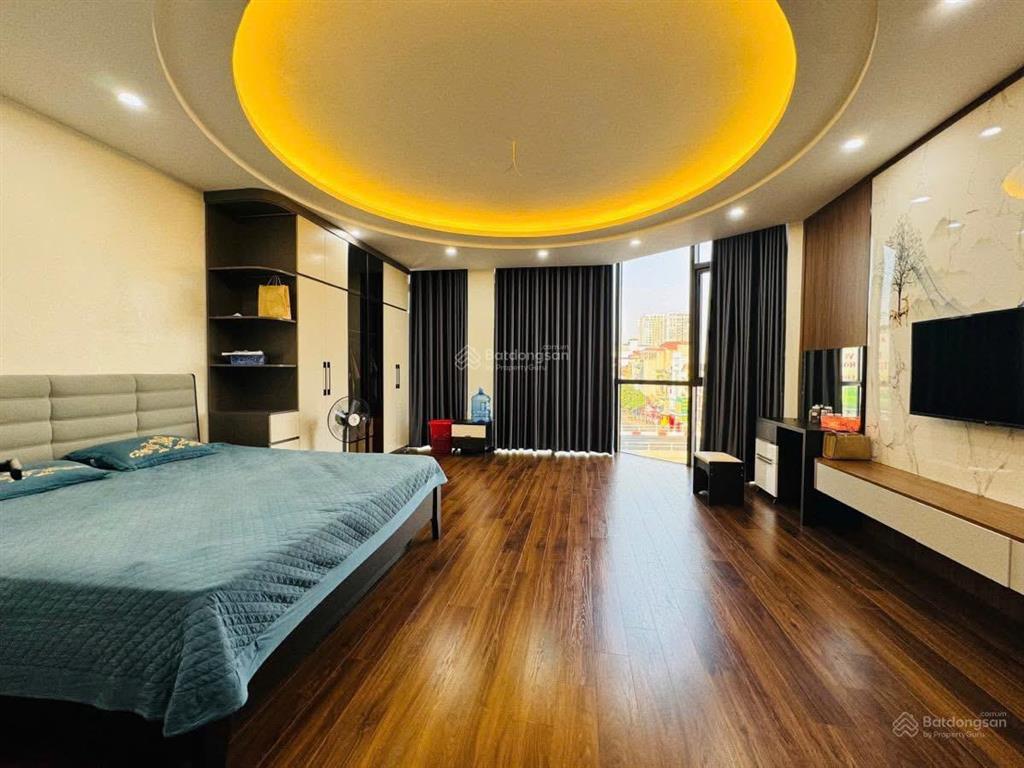 Hiếm nhà khu duy tân, 55m 5t, mặt tiền rộng, ngõ thông ô tô tránh, đang cho thuê, dòng tiền ổn định
