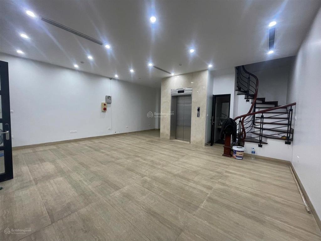 Bán liền kề vinhomes gardenia hàm nghi, 92m², 5t, mt 7m, thang máy, gara riêng, vỉa hè, kinh doanh