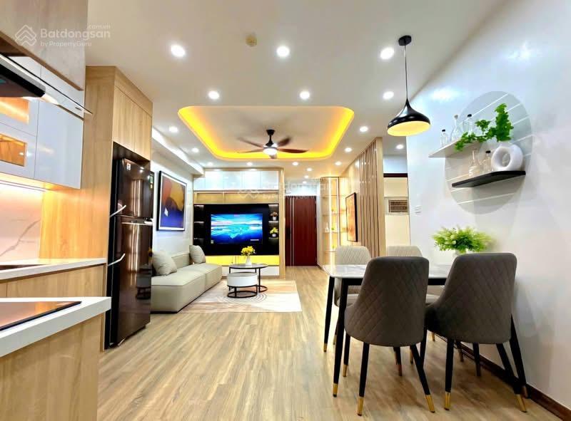 Vip trung hoà, lô góc 90m, vỉa hè thênh thang, khu phân lô thượng lưu, ô tô dừng đỗ ngày đêm