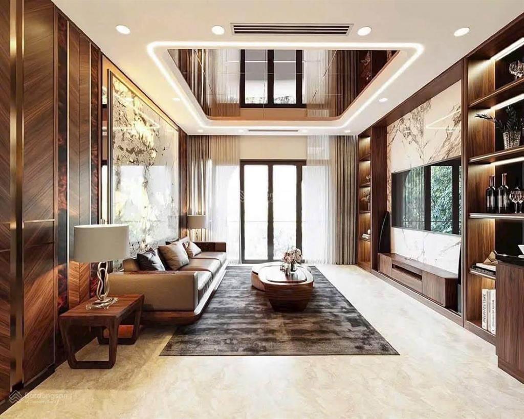 Mặt phố trương công giai, 45m2 x 5t, thang máy, vỉa hè rộng, mặt tiền hiện đại, kinh doanh ngay