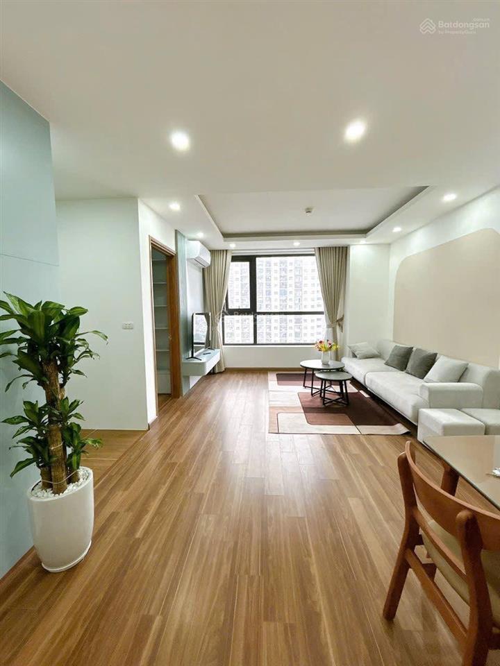 Mình cần bán căn hộ 2n, rainbow linh đàm, full nội thất, giá 5.6 tỷ  0969 029 ***