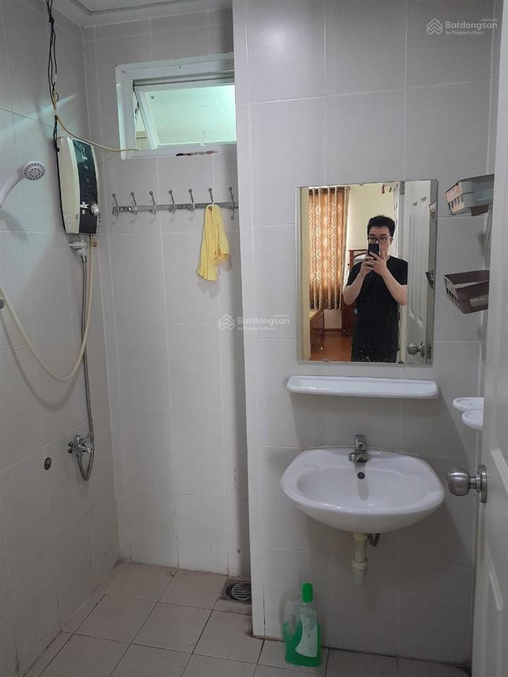 Bán căn hộ cc kingston residence, phú nhuận dt 80m2, 2pn 2wc sổ giá 7,4ty  0907 909 *** hùng