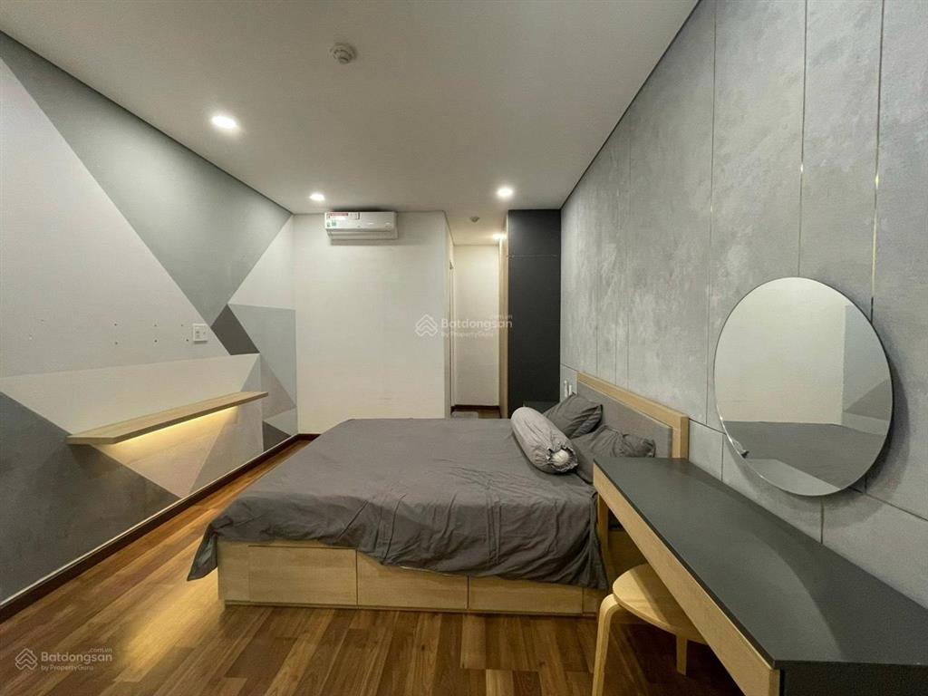 Bán căn hộ cc oriental plaza quận tân phú dt 78m² 2pn 2wc giá 3,8 tỷ  0907 909 *** hùng