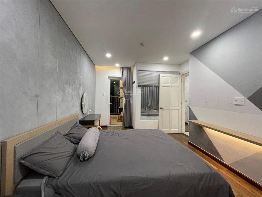 Bán căn hộ cc oriental plaza quận tân phú dt 78m² 2pn 2wc giá 3,8 tỷ  0907 909 *** hùng