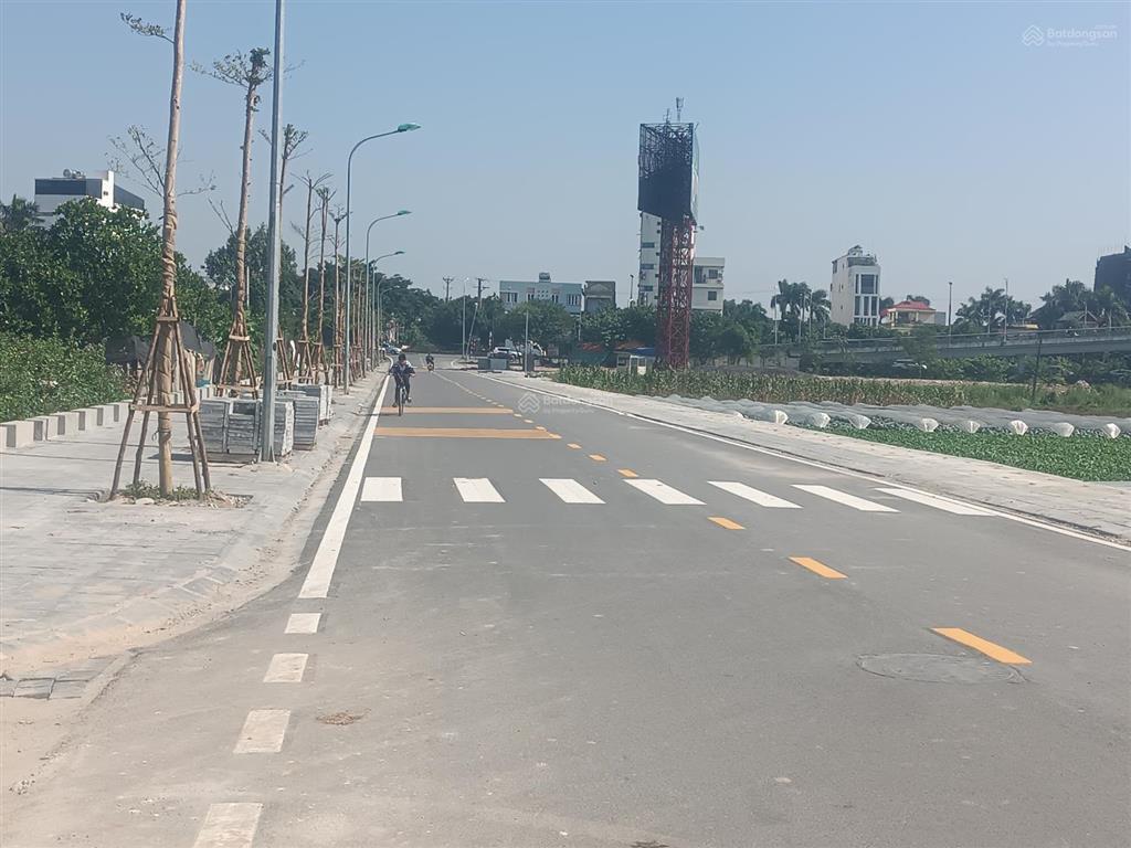 Bán nhanh 50m2 nam hồng, gần cầu thăng long  mặt ngõ ô tô 7 chỗ, chỉ 4 tỷ  0983 606 ***