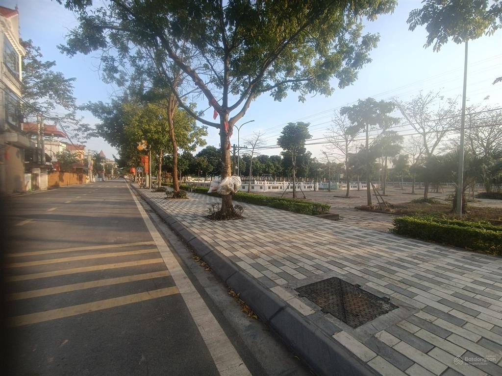 Bán nhanh 50m2 nam hồng, gần cầu thăng long  mặt ngõ ô tô 7 chỗ, chỉ 4 tỷ  0983 606 ***