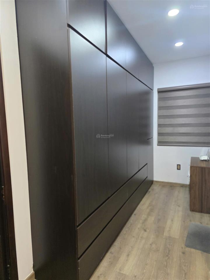 Cho thuê căn biệt thự sân vườn mẫu c rộng rãi full nội thất
