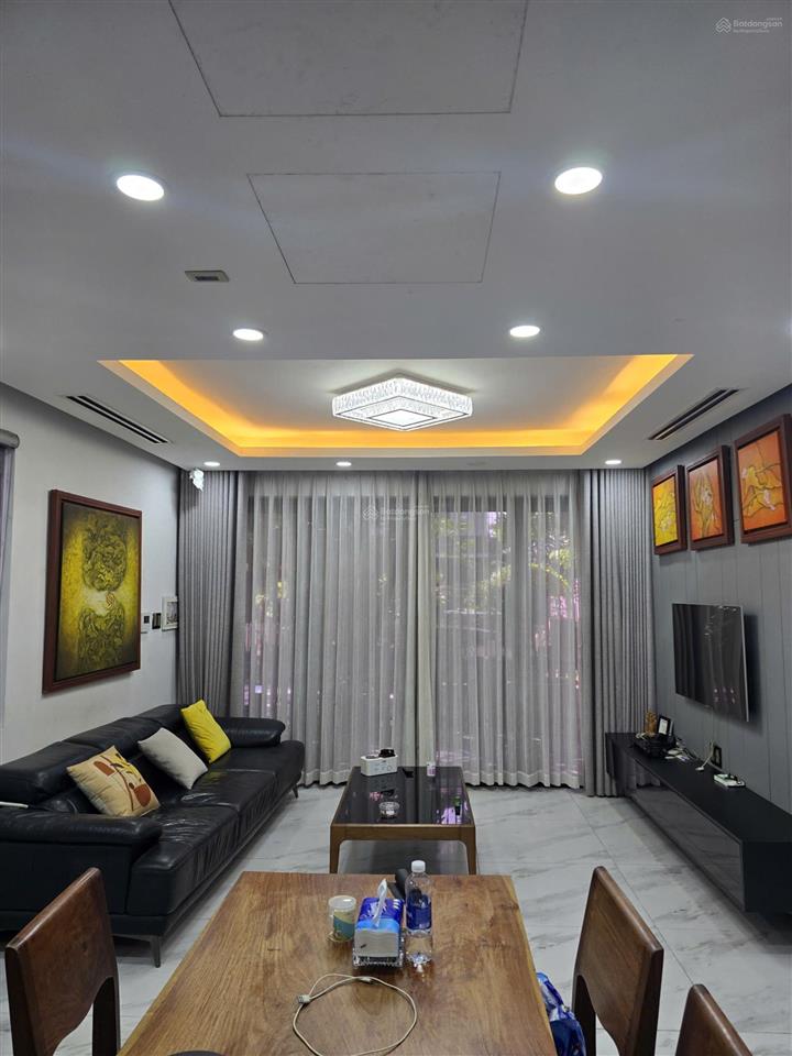 Cho thuê căn biệt thự sân vườn mẫu c rộng rãi full nội thất