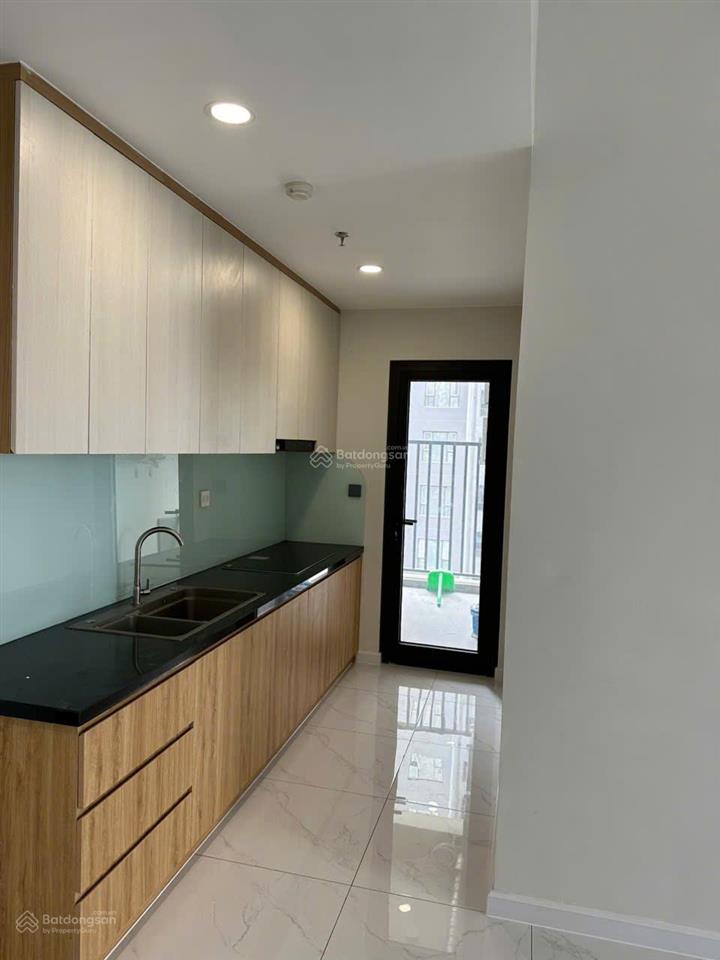 Cho thuê căn 2pn picity high park quận 12 tòa mới. giá 9.5tr/tháng.