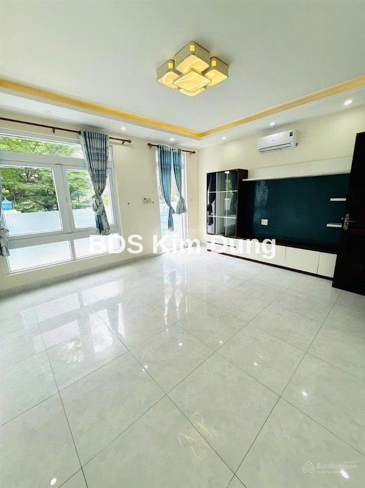 Bán nhà cityland ngay siêu thị emart phan văn trị. cách trường quốc tế việt úc 10m chỉ 21 tỷ