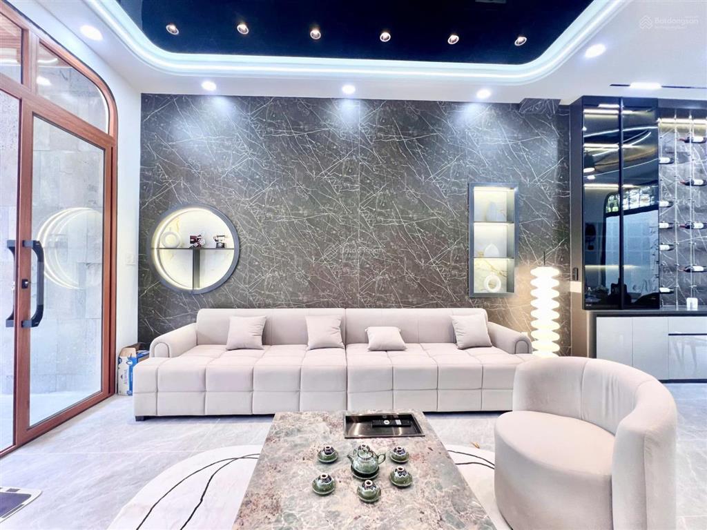Bán nhà hẻm thạnh xuân 22, p. thới an, tp.hcm. giá 7 tỷ 450. thiết kế đẹp tinh tế,sang trọng.