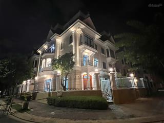 Bán biệt thự song lập góc 2 mặt tiền victoria village, đường lâm quang ky, quận 2. giá 57 tỷ