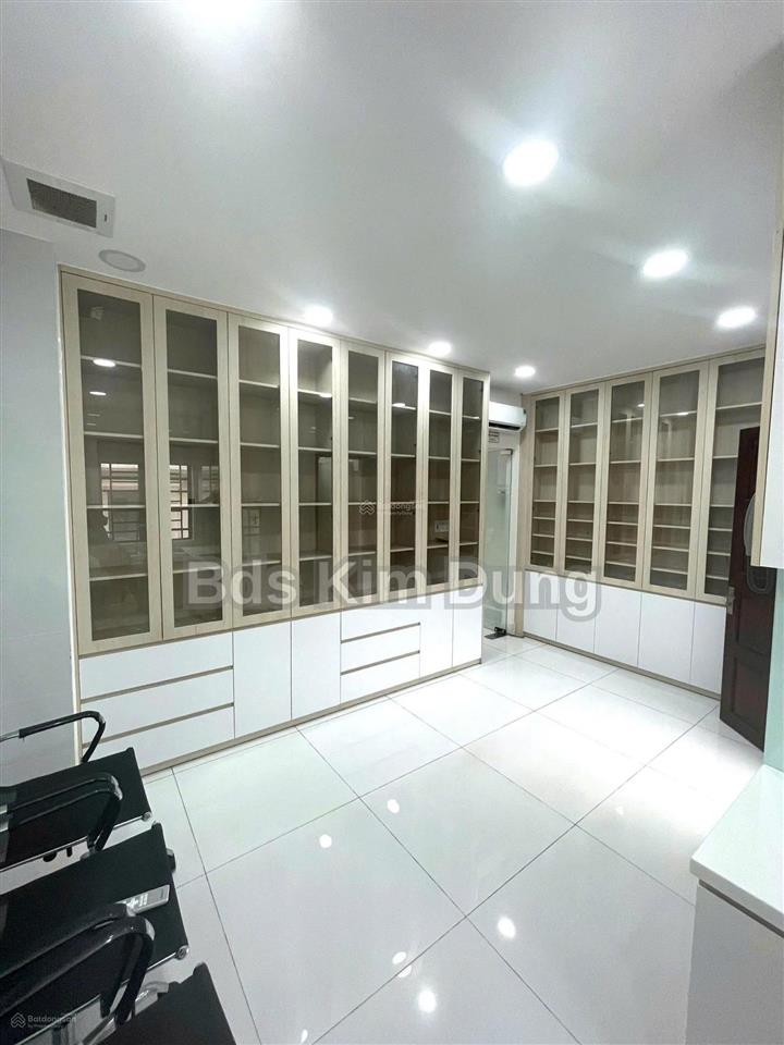 Bán nhà phố cityland park hills có hầm + thang máy. nhà mới đẹp, giá 23 tỷ
