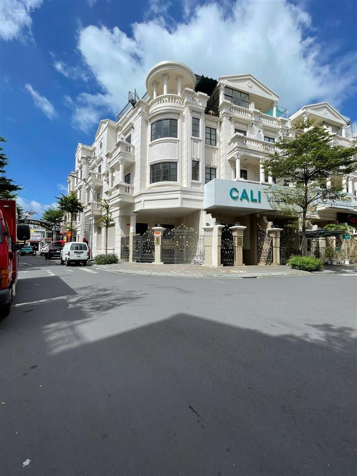Bán căn góc 2 mặt tiền cityland park hills, p.gò vấp. giá bán 30 tỷ.