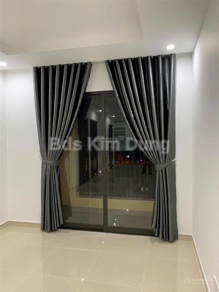 Bán căn 2pn cityland park hills tòa mới p2 view trực diện hồ bơi 75m2. giá 5.75 tỷ.