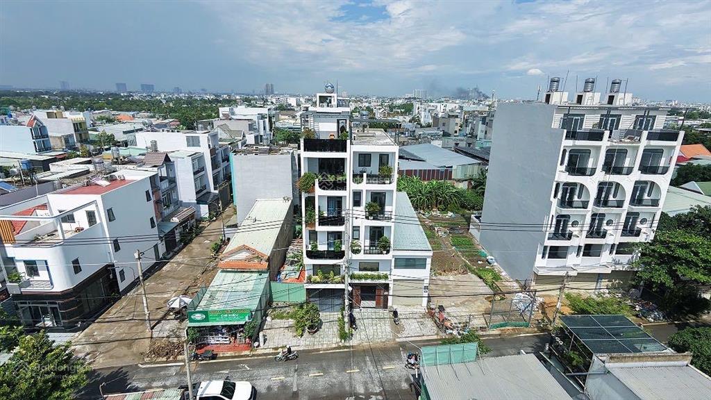 Bán nhà mặt tiền nb cầu ba phụ 84m2, 1 trệt 1 lửng 3 lầu. gần công viên 150ha q12