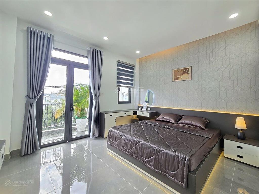 Bán nhà mặt tiền nb cầu ba phụ 84m2, 1 trệt 1 lửng 3 lầu. gần công viên 150ha q12