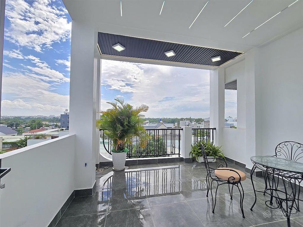 Bán nhà mặt tiền nb cầu ba phụ 84m2, 1 trệt 1 lửng 3 lầu. gần công viên 150ha q12