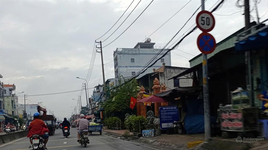 Bán nhà mặt tiền nguyễn hữu trí tân túc bình chánh 149m2 thổ cư 100% ở kinh doanh ngay giá 10,8 tỷ