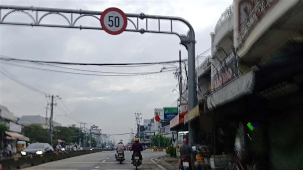 Bán nhà mặt tiền nguyễn hữu trí tân túc bình chánh 149m2 thổ cư 100% ở kinh doanh ngay giá 10,8 tỷ