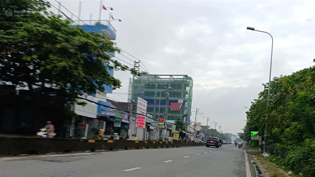 Bán nhà mặt tiền nguyễn hữu trí ở tân túc 207m2 ngang 5m gần ngã 4 bình đình kd đa ngành tl 14,8 tỷ