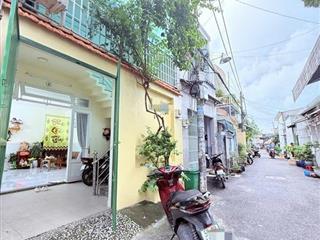 Nhà 5x18, giá 9,x tỷ, hẻm 5m hồ đắc di, sát ga t3, tân phú giáp tân bình  7 phòng