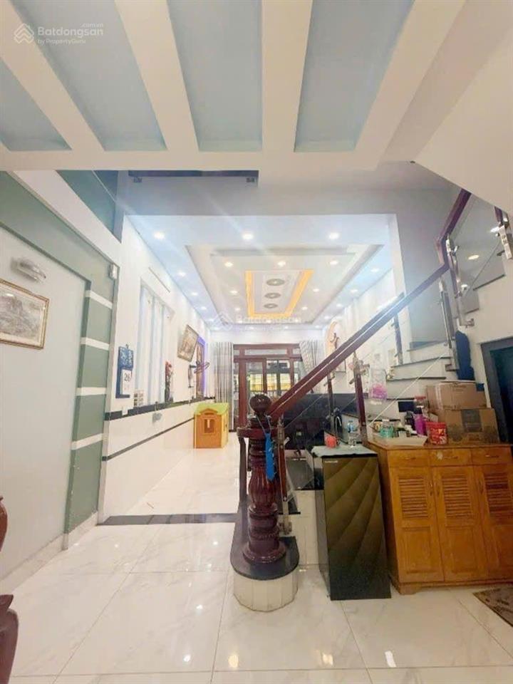 Nhà 3 tầng, dt 5x20m, giá 7,x tỷ, đường tân kỳ tân quý, bình tân, hẻm 5m