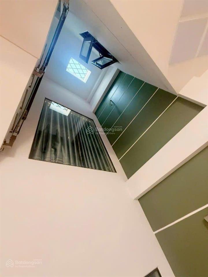 Nhà 3 tầng, dt 5x20m, giá 7,x tỷ, đường tân kỳ tân quý, bình tân, hẻm 5m