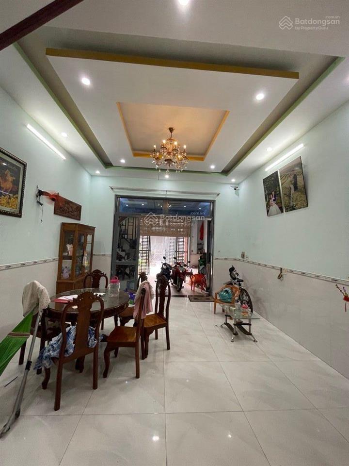 Nhà 5x18, 4 tầng, lô góc, giá chỉ 8,x tỷ, hẻm xe hơi ngay đso 3khu chung cư gia phú, bình tân