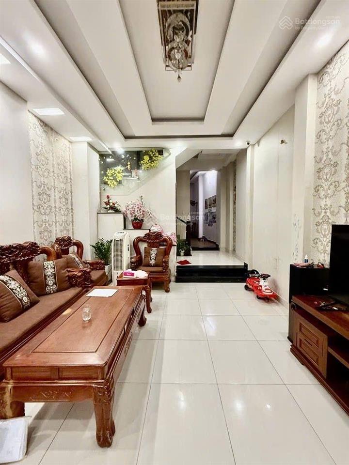 Nhà 4,8x18, giá nhỉnh 8 tỷ, 3 tầng, đường sơn kỳ, tân phú, hẻm xe hơi, gần trường đại học
